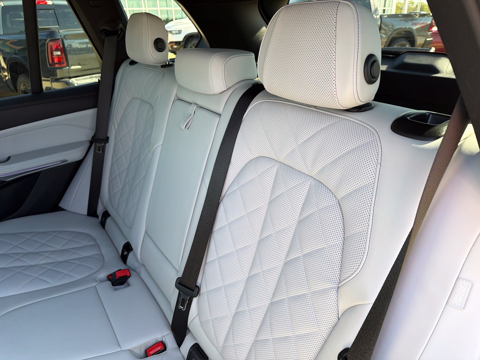 Used 2025 BMW X5 sDrive40i w/ Premium Package RWD image 19