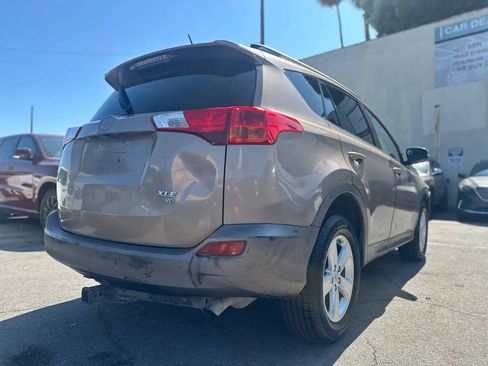 Used 2014 Toyota RAV4 XLE image 21