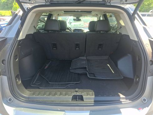 Used 2023 GMC Terrain Denali w/ Denali Premium Package AWD/4WD image 30
