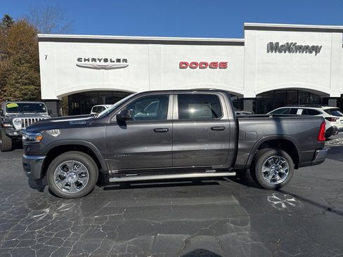 New 2026 RAM 1500 4x4 Crew Cab image 5