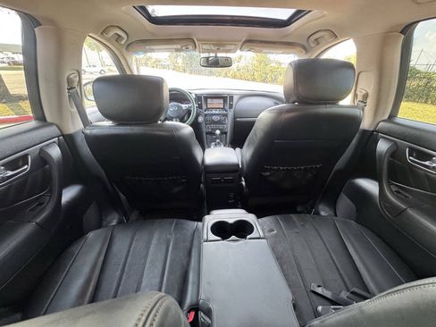 Used 2017 INFINITI QX70 2WD image 14