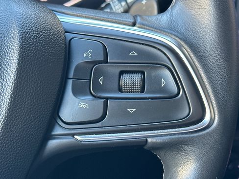 Certified 2021 Buick Envision Preferred image 32