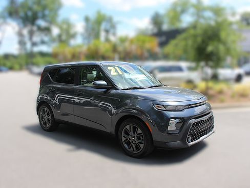 Certified 2021 Kia Soul EX FWD image 11