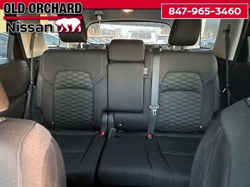 Used 2022 Nissan Pathfinder S image 11