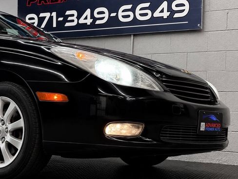 Used 2003 Lexus ES 330 FWD image 15