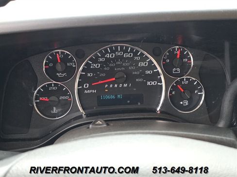 Used 2021 Chevrolet Express 3500 w/ Driver Convenience Package RWD image 12