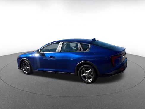 Used 2025 Kia K4 LXS FWD image 9