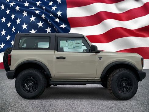 New 2026 Ford Bronco 2-Door w/ Sasquatch Package AWD/4WD image 8