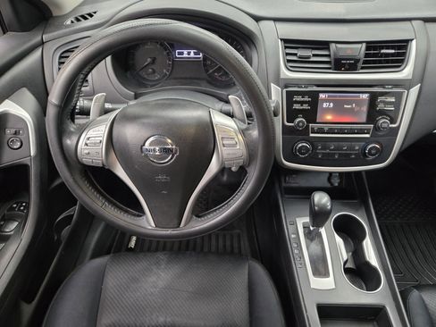 Used 2017 Nissan Altima 2.5 SR w/ Midnight Edition Package image 9