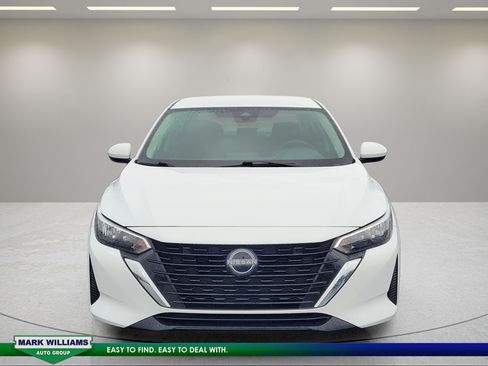 Used 2024 Nissan Sentra S FWD image 9