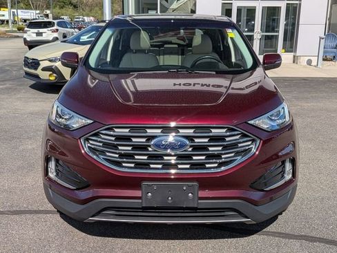 Used 2019 Ford Edge Titanium w/ Cold Weather Package FWD image 8