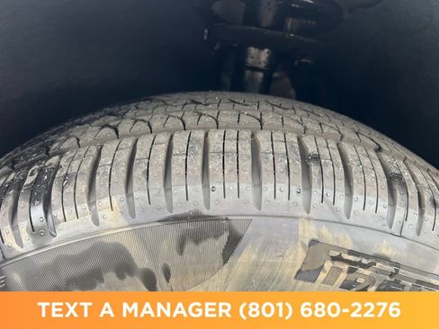 New 2027 Chrysler Pacifica Select AWD/4WD image 27