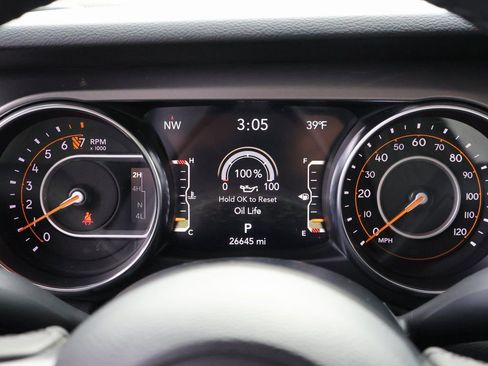 Used 2022 Jeep Gladiator Sport image 28