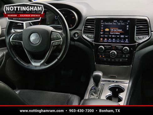 Used 2022 Jeep Grand Cherokee Laredo X RWD image 10