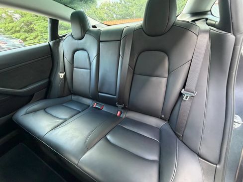 Used 2023 Tesla Model 3 Standard Range RWD image 18