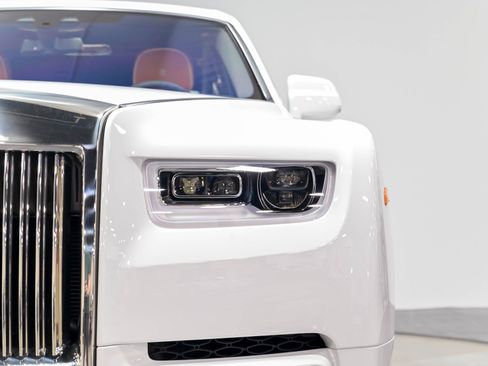 Used 2022 Rolls-Royce Phantom Sedan w/ The Phantom Package RWD image 68