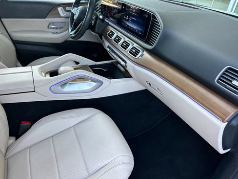 Used 2024 Mercedes-Benz GLE 450 4MATIC image 18