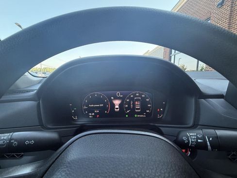Used 2025 Honda Accord LX image 7