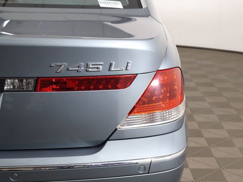 Used 2004 BMW 745Li image 13