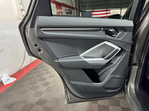 Used 2023 Audi Q3 2.0T Premium image 10