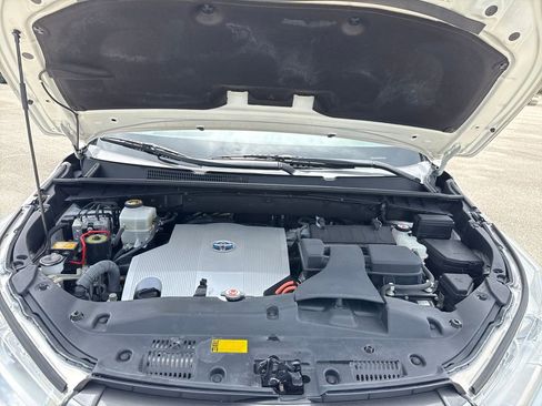 Used 2019 Toyota Highlander XLE image 31