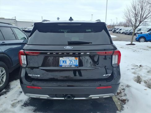 Used 2026 Ford Explorer Active w/ Active Comfort Package image 4
