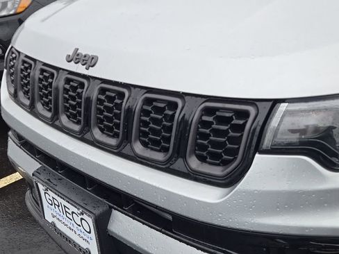 New 2026 Jeep Compass Limited AWD/4WD image 4
