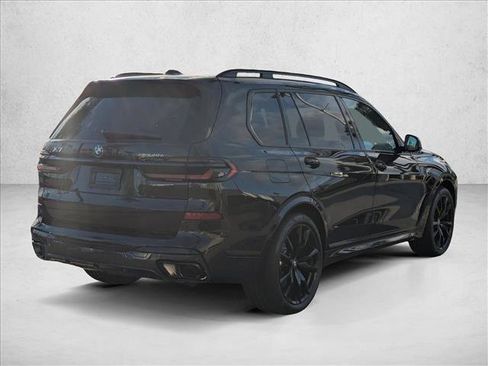 New 2026 BMW X7 xDrive40i w/ M Sport Package image 2