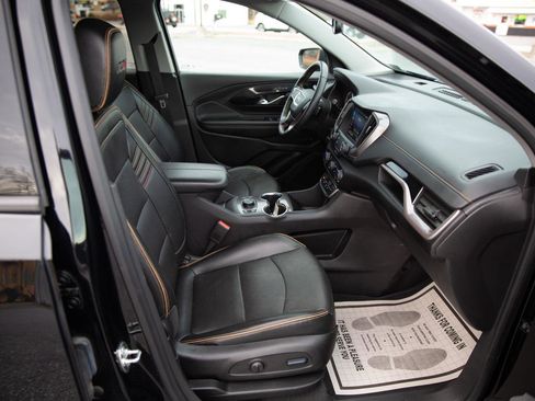 Certified 2024 GMC Terrain AT4 image 23