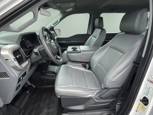 Used 2023 Ford F150 XL w/ Trailer Tow Package RWD image 18