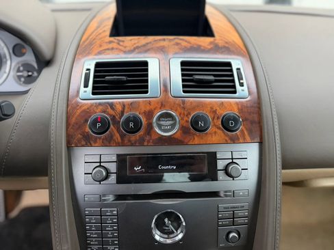 Used 2007 Aston Martin DB9 Coupe RWD image 19