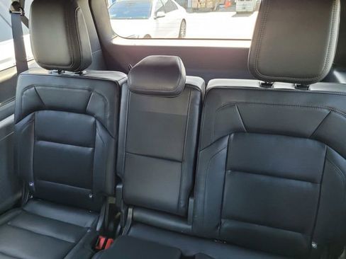 New 2026 Lincoln Navigator L Reserve AWD/4WD image 17