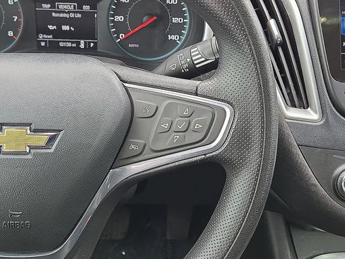 Used 2023 Chevrolet Malibu LT w/ Driver Confidence Package FWD image 19