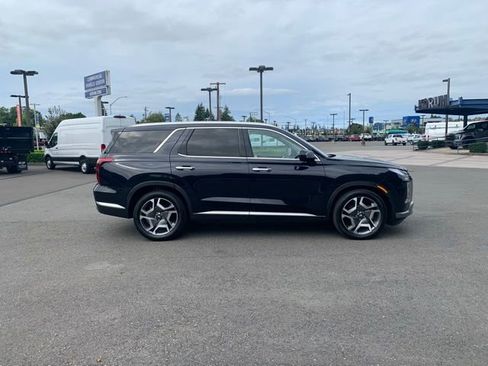 Certified 2024 Hyundai Palisade Limited AWD/4WD image 9