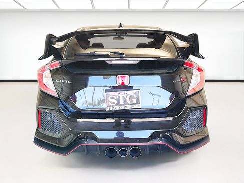 Used 2017 Honda Civic Type R image 5