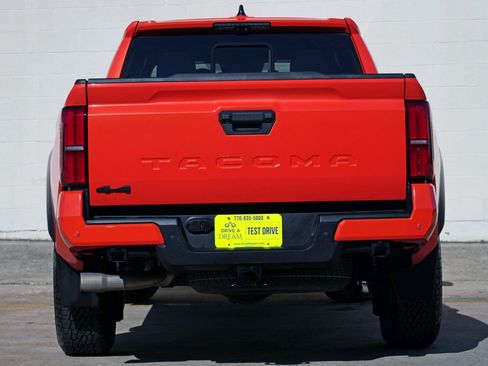 Used 2024 Toyota Tacoma TRD Off-Road w/ TRD Off Road Premium Package AWD/4WD image 11