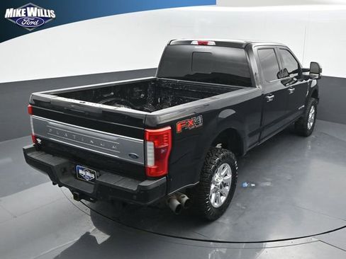 Used 2017 Ford F250 Platinum w/ Platinum Ultimate Package AWD/4WD image 15