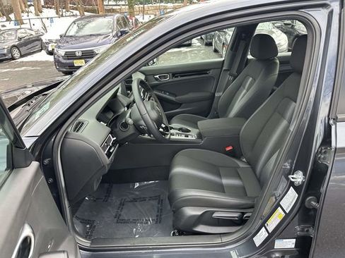 Used 2025 Honda Civic Sport image 15