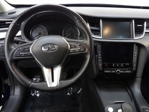 Used 2019 INFINITI QX50 Essential w/ Premium Heat Package image 10