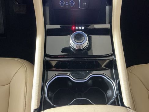 Used 2023 Jeep Grand Cherokee L Limited image 13