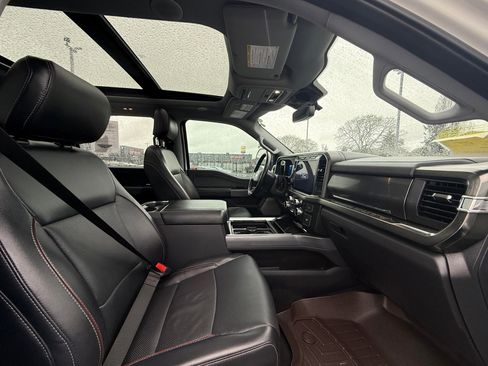 Used 2024 Ford F250 Lariat w/ Lariat Ultimate Package image 9