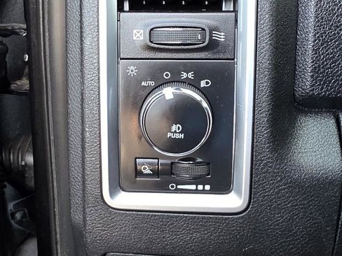 Used 2016 RAM 3500 Laramie Longhorn AWD/4WD image 22