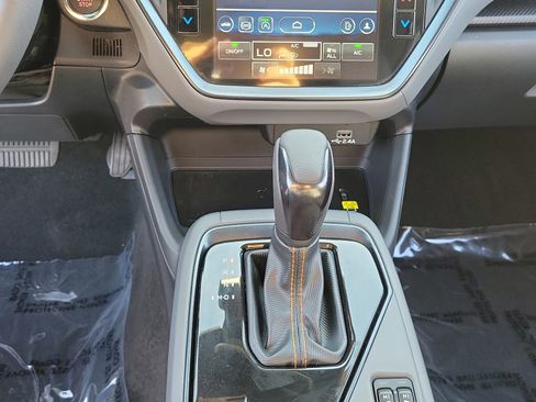 Used 2025 Subaru Crosstrek 2.5i Limited image 22