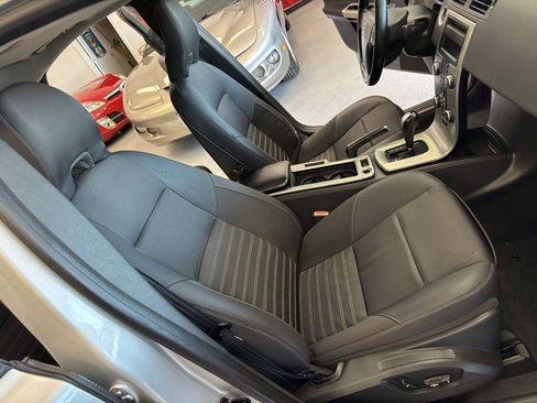 Used 2010 Volvo S40 2.4i FWD image 23