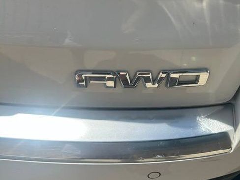 Used 2014 GMC Acadia SLT AWD/4WD image 14