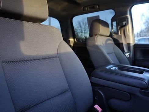 Used 2017 Chevrolet Silverado 1500 LT w/ All Star Edition image 31