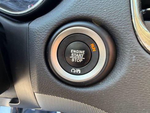 Used 2018 Dodge Durango GT w/ Premium Group AWD/4WD image 29