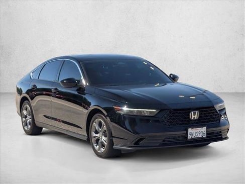 Used 2024 Honda Accord EX image 3
