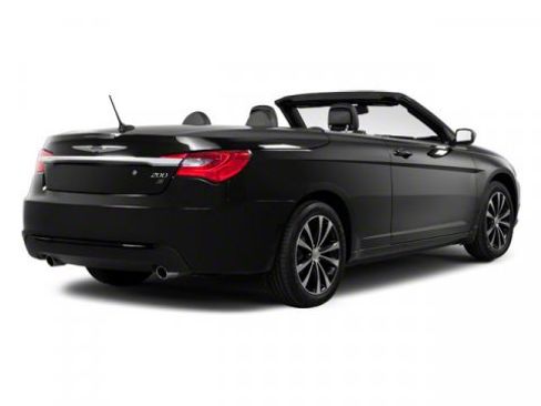 Used 2013 Chrysler 200 S image 5