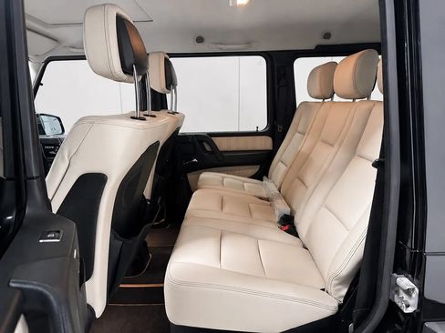 Used 2013 Mercedes-Benz G 550 image 23